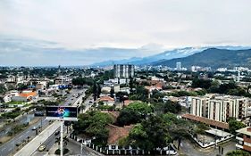 Hermoso y moderno apartaestudio en el norte de la ciudad, la Flora - 602